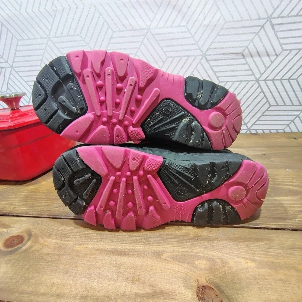 Kamik Youth Snow Boots Size 2 Pink Waterproof Insulated‎ Winter Cold Weather